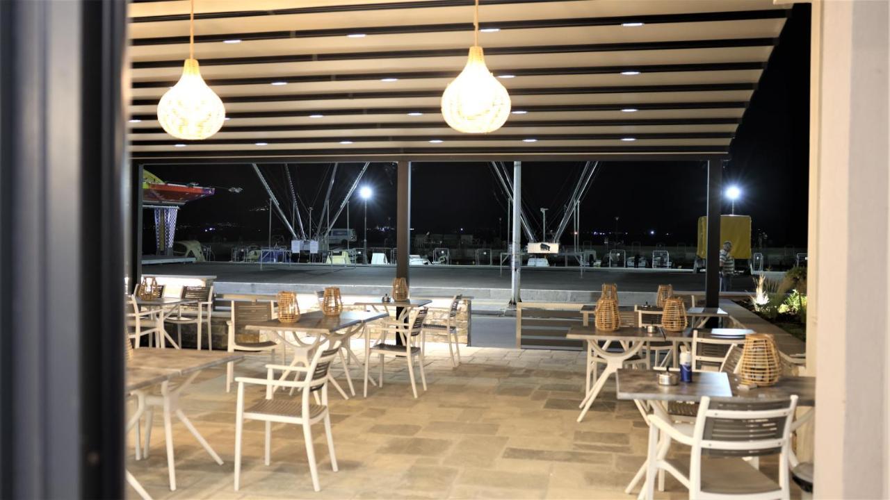 Nautico Rooms เกราโมตี ภายนอก รูปภาพ