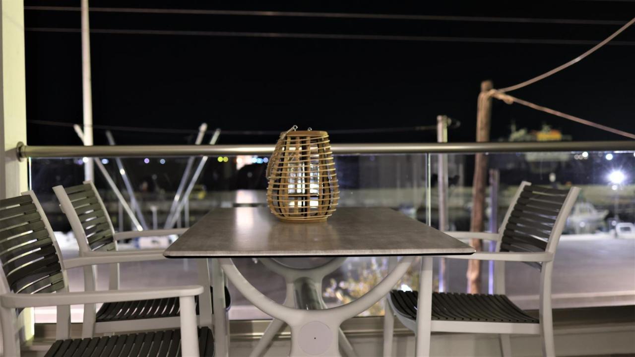 Nautico Rooms เกราโมตี ภายนอก รูปภาพ