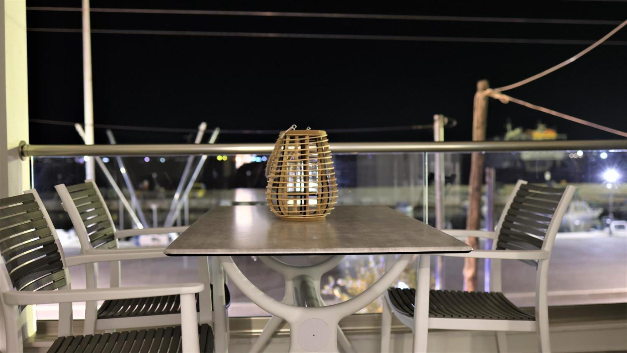 Nautico Rooms เกราโมตี ภายนอก รูปภาพ