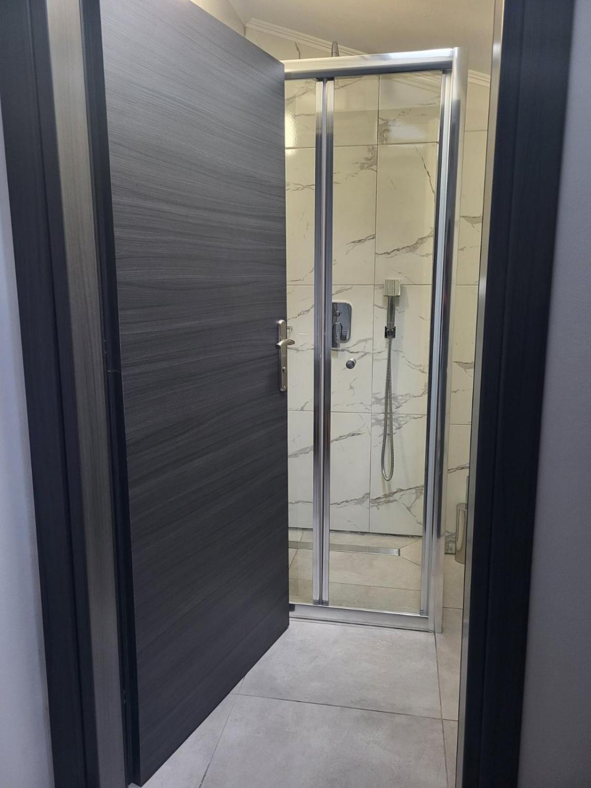 Nautico Rooms เกราโมตี ภายนอก รูปภาพ